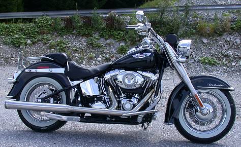Harley Davidson FLSTN Long Pipe