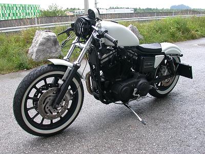 Harley Davidson XLH 883R 