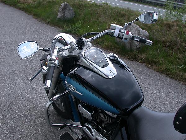 Suzuki C 800 Intruder