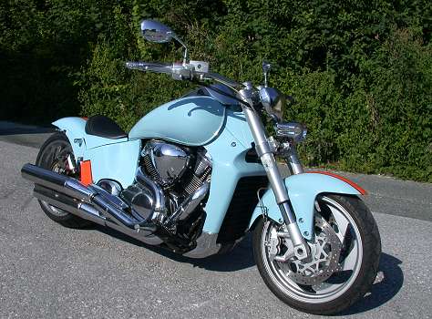 Suzuki VZR 1800 Intruder “Azzuro