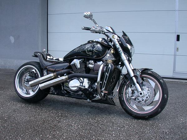 Suzuki VZR 1800 Intruder “Viper” 