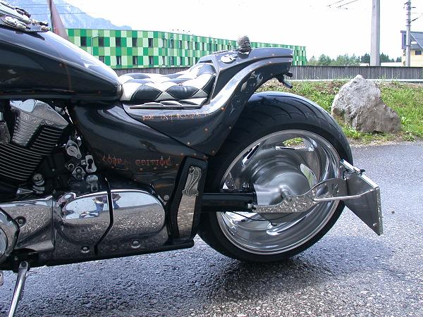 Suzuki VZR 1800 Intruder “Viper” 