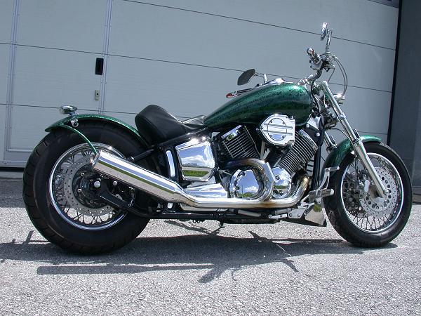 Yamaha XVS 1100 Drag Star Green