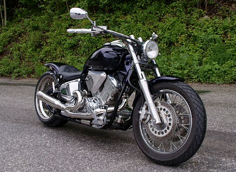 Yamaha XVS 1100 Drag Star Hawk